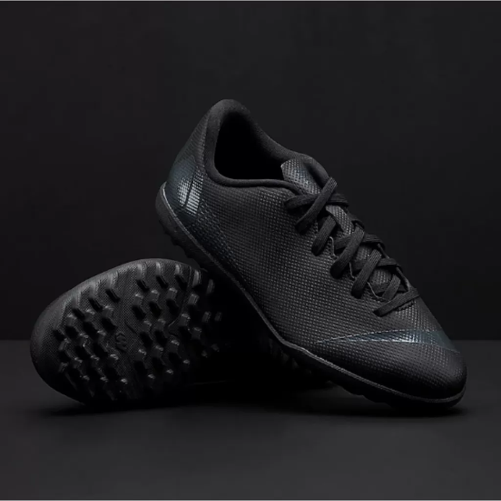 Шиповки детские Nike Mercurial Vapor XII Club GS JR TF